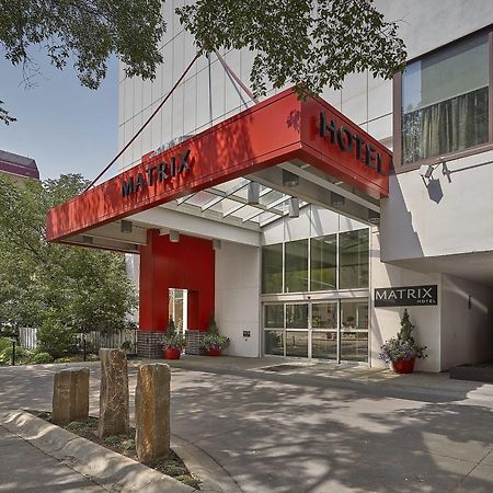 Matrix Hotel Edmonton Eksteriør billede