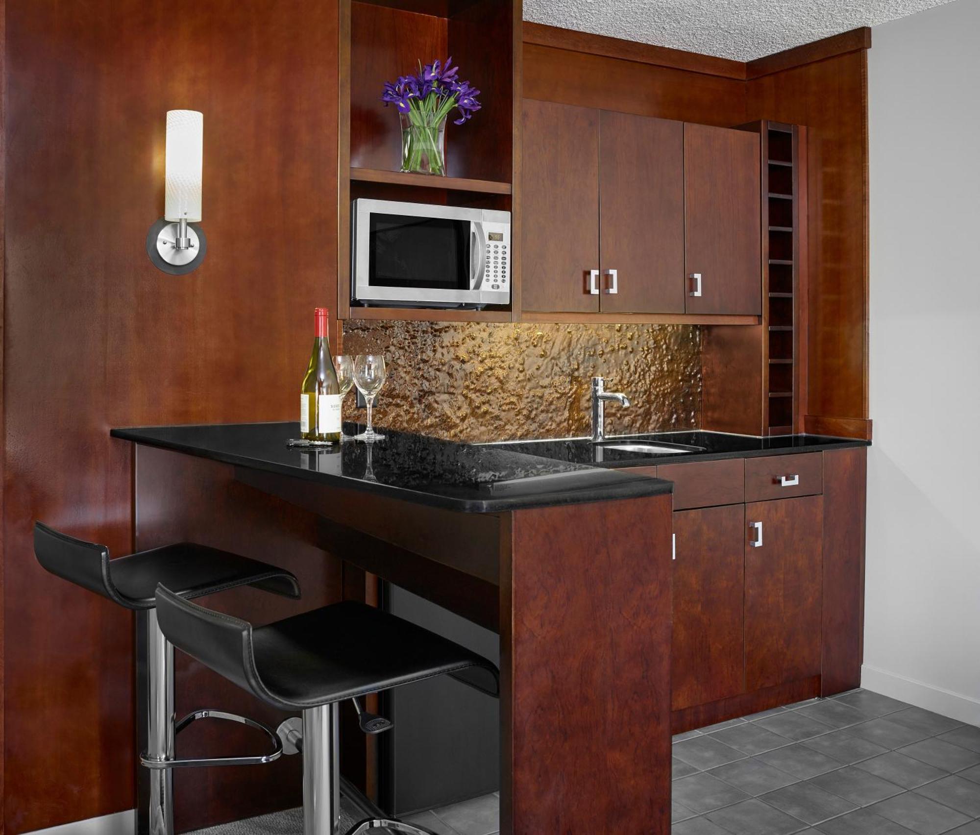 Matrix Hotel Edmonton Eksteriør billede