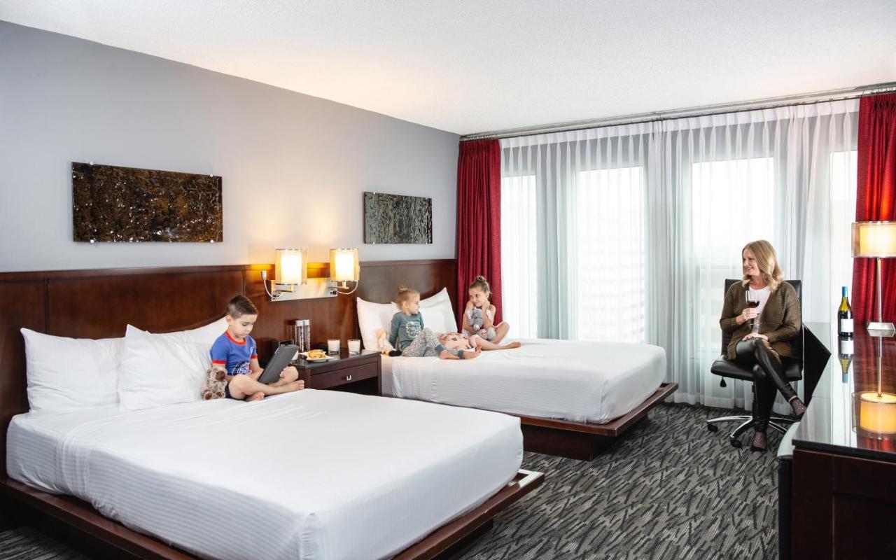 Matrix Hotel Edmonton Eksteriør billede